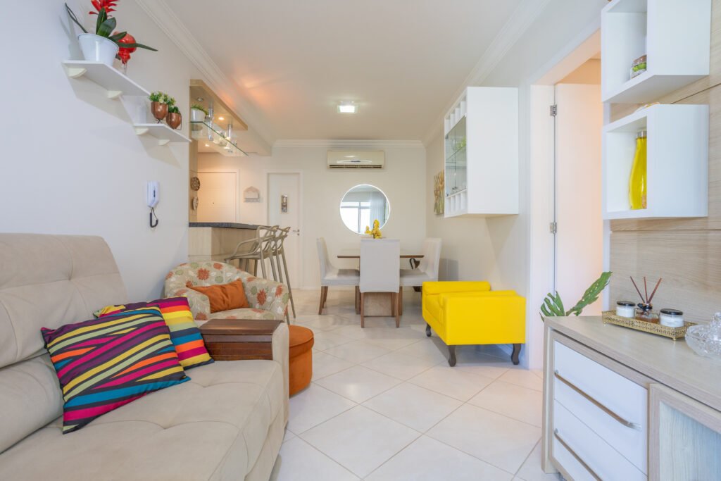APARTAMENTO 3 QUARTOS MOBILIADO | Excelente Localização nos Ingleses
