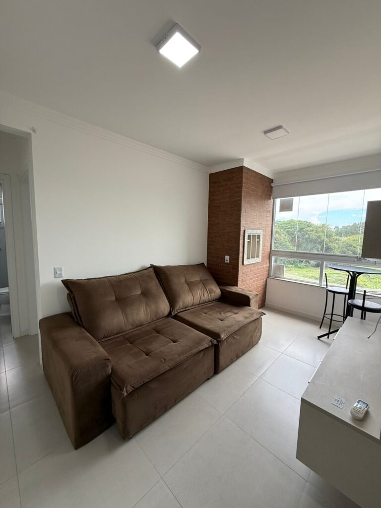 APARTAMENTO MOBILIADO NA CACHOEIRA DO BOM JESUS | A 200m DA PRAIA